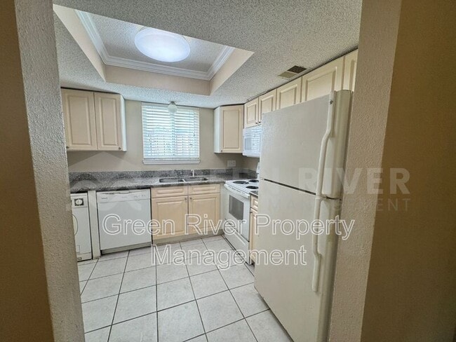 Building Photo - 3917 Corrida Ct