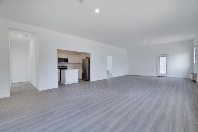 Building Photo - 9161 Brandywine Dr