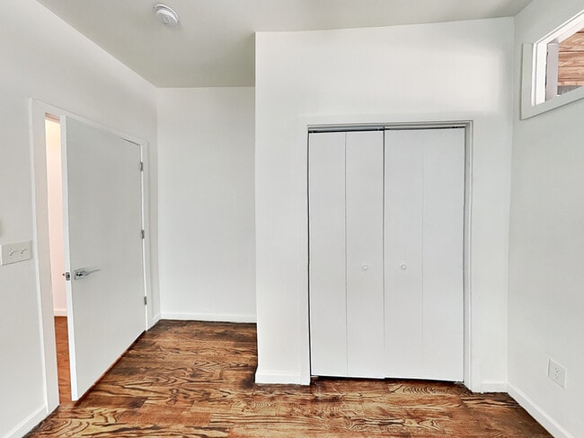 Building Photo - 304 Sciple Terrace NW