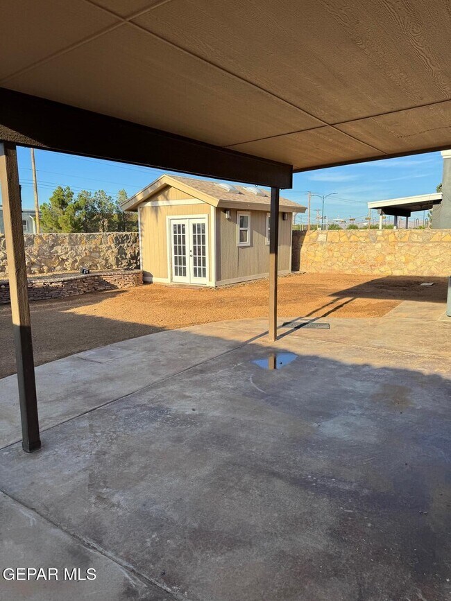 Building Photo - 14265 Craggy Rock Ave