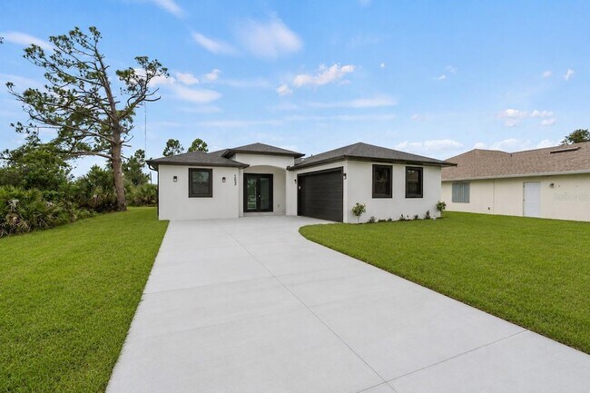 Building Photo - 153 Australian Dr