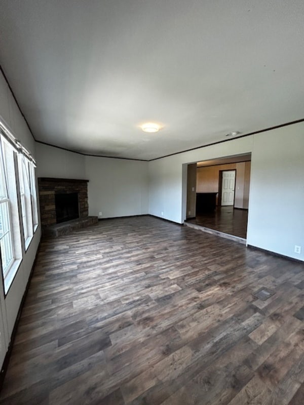 Building Photo - 216 Straightaway Ln