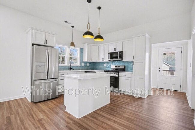 Building Photo - 62 Fourth Street