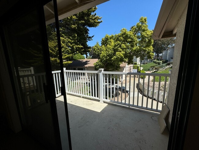 Building Photo - 3450 Santa Maria Way