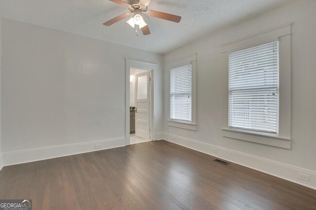 Building Photo - 860 Metropolitan Pkwy SW