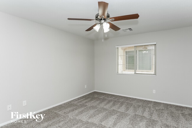 Building Photo - 7600 Scarlet Tapestry Ct