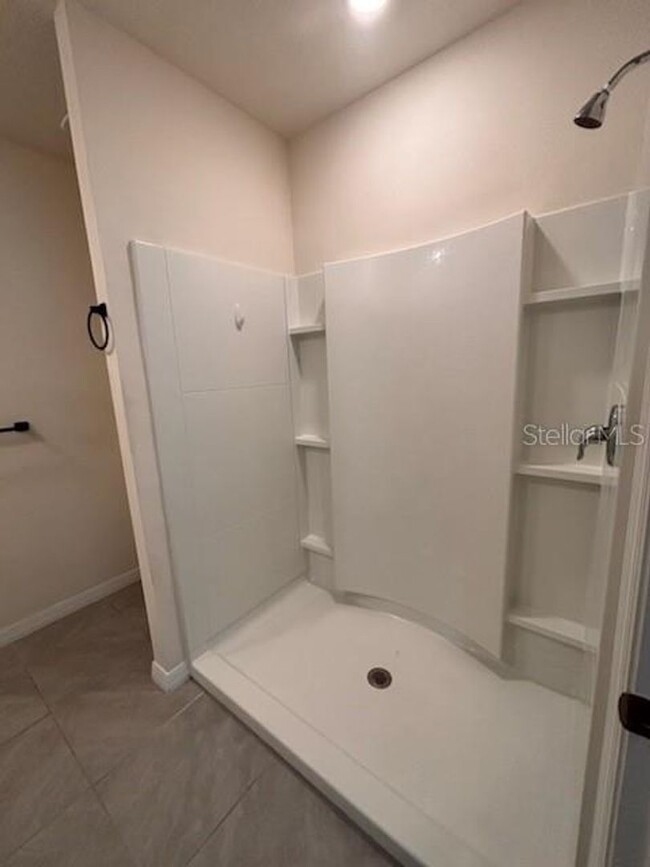 Building Photo - Kindred Rental Home