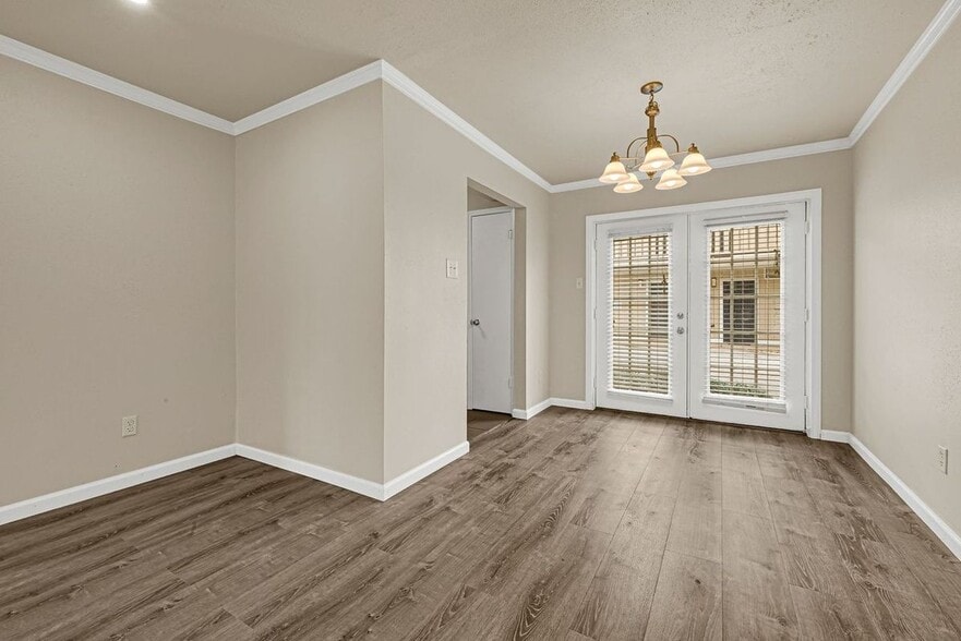 Building Photo - 1817 Commonwealth St