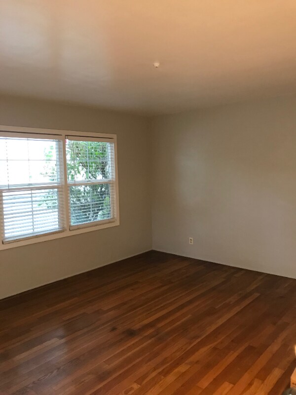 Building Photo - 1123 14th St