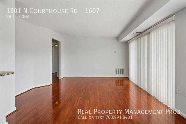 Building Photo - 1301 N Courthouse Rd