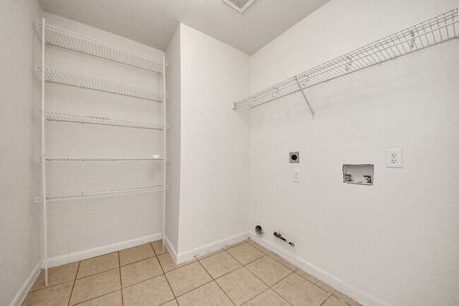 Building Photo - 3314 Fountain Hills Dr