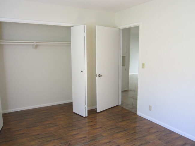 Building Photo - 2105 Gates Ave