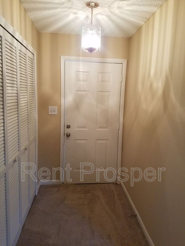 Building Photo - 3729 S Lake Orlando Pkwy