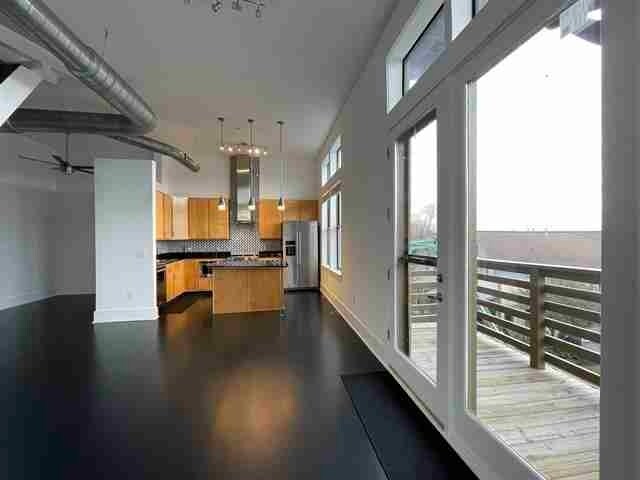 Building Photo - 700 Harbor Bend Rd