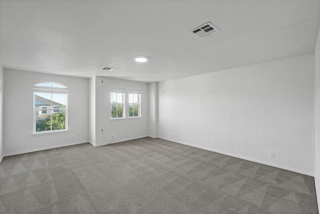 Building Photo - 11526 Wayward Daisy