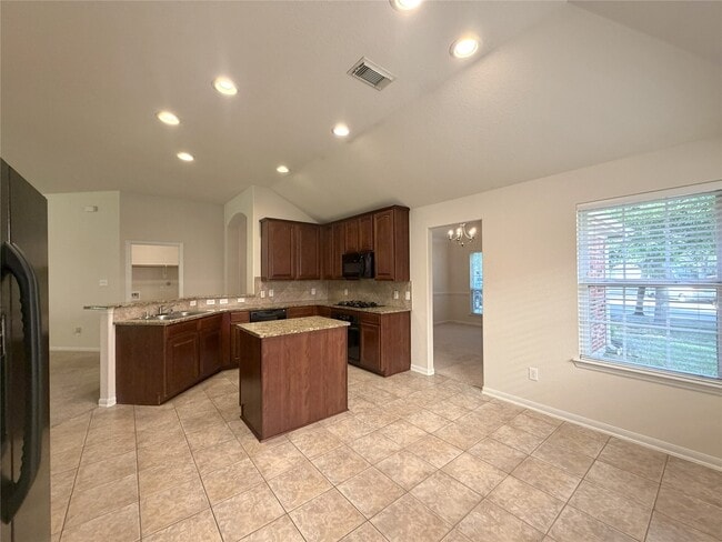 Building Photo - 21411 Venture Park Dr