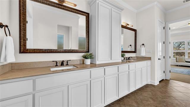 Building Photo - 9890 Vita Dolce Dr