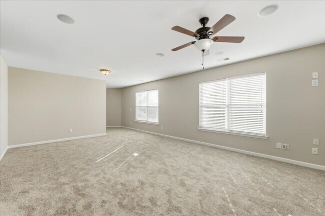 Building Photo - Spacious 5-Bedroom Home in the Live Oak Community – Richmond Hill, GA