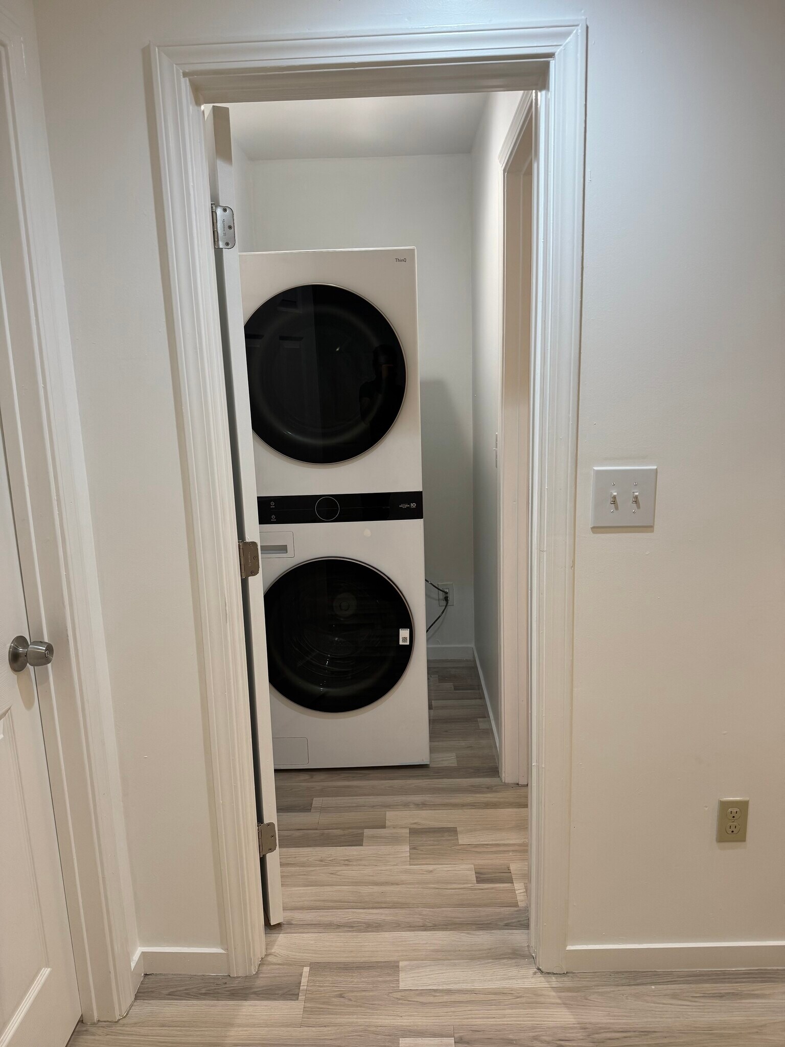 Building Photo - 126 S Humboldt St