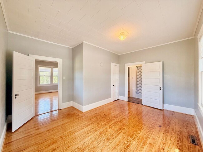 Building Photo - 240 Myrick Estates Rd