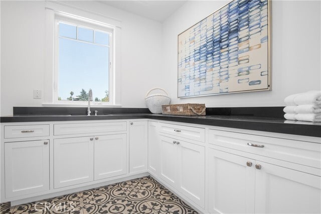 Building Photo - 5111 Greenbush Ave