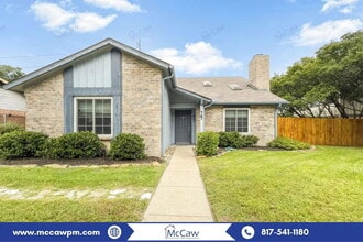 Building Photo - 767 Dove Cir