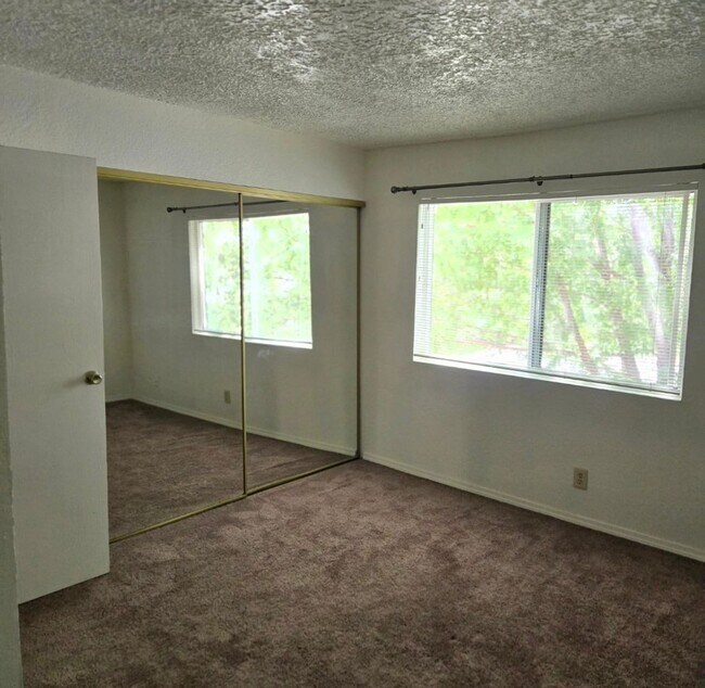 Building Photo - CALL US TODAY AT (505) 808-6467 TO SCHEDULE A CONVENIENT SHOWING