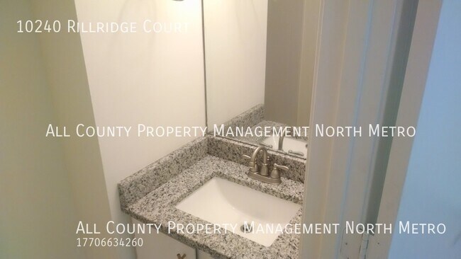Building Photo - 10240 Rillridge Court
