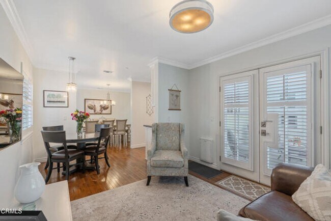 Building Photo - CHARMING 3BR + 2BA HOUSE IN MONROVIA!