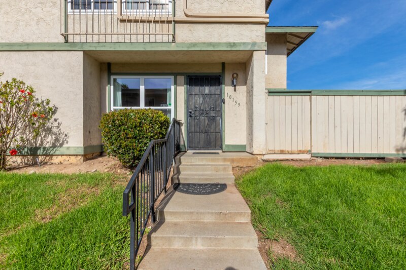 Building Photo - 10159 Caminito Volar