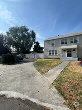 Building Photo - 1410 Black Ct