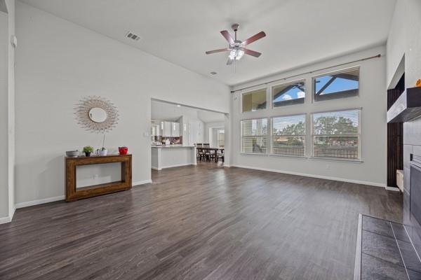 Building Photo - 1036 Almeria Bend