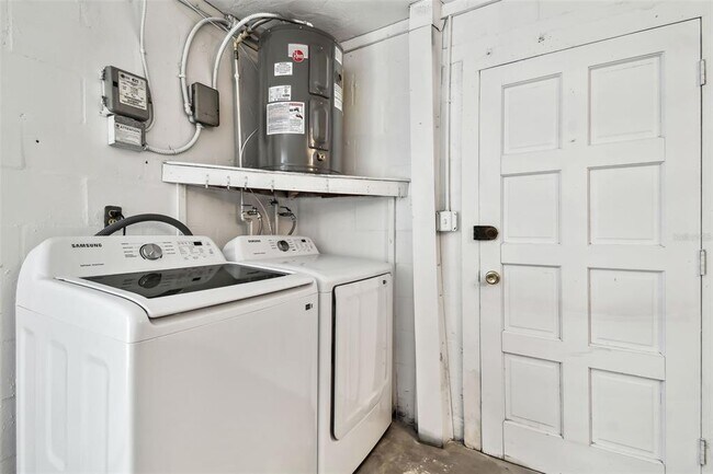 Building Photo - 3248 Rock Valley Dr