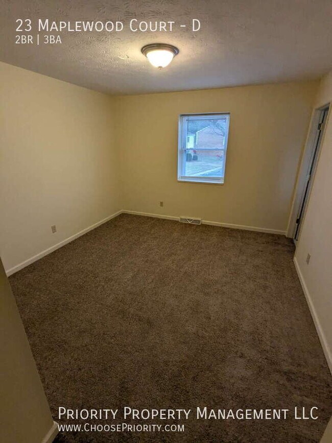 Building Photo - 23 Maplewood Ct