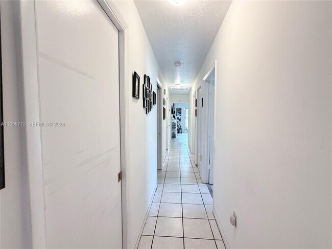 Building Photo - 954 NW 14th St