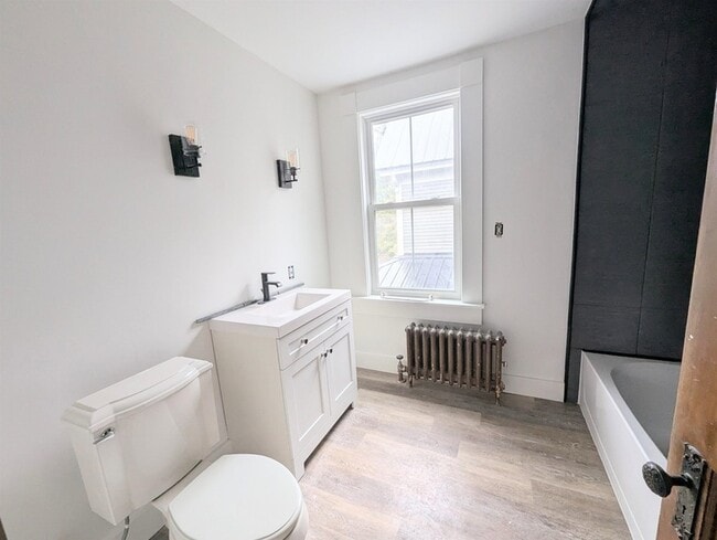 Building Photo - 417 Cliff St