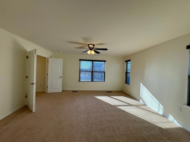 Building Photo - 1200 Governess Ln