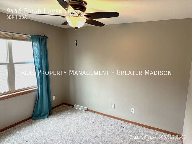 Building Photo - 9446 Briar Haven Dr