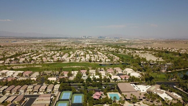 Building Photo - Perfect family home in Rhodes Ranch guard ...
