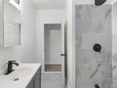 Building Photo - 2509 Gladstone St