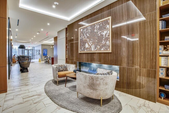 Building Photo - Fabulous 1 Bed/1 Bath condo at The Avidian...