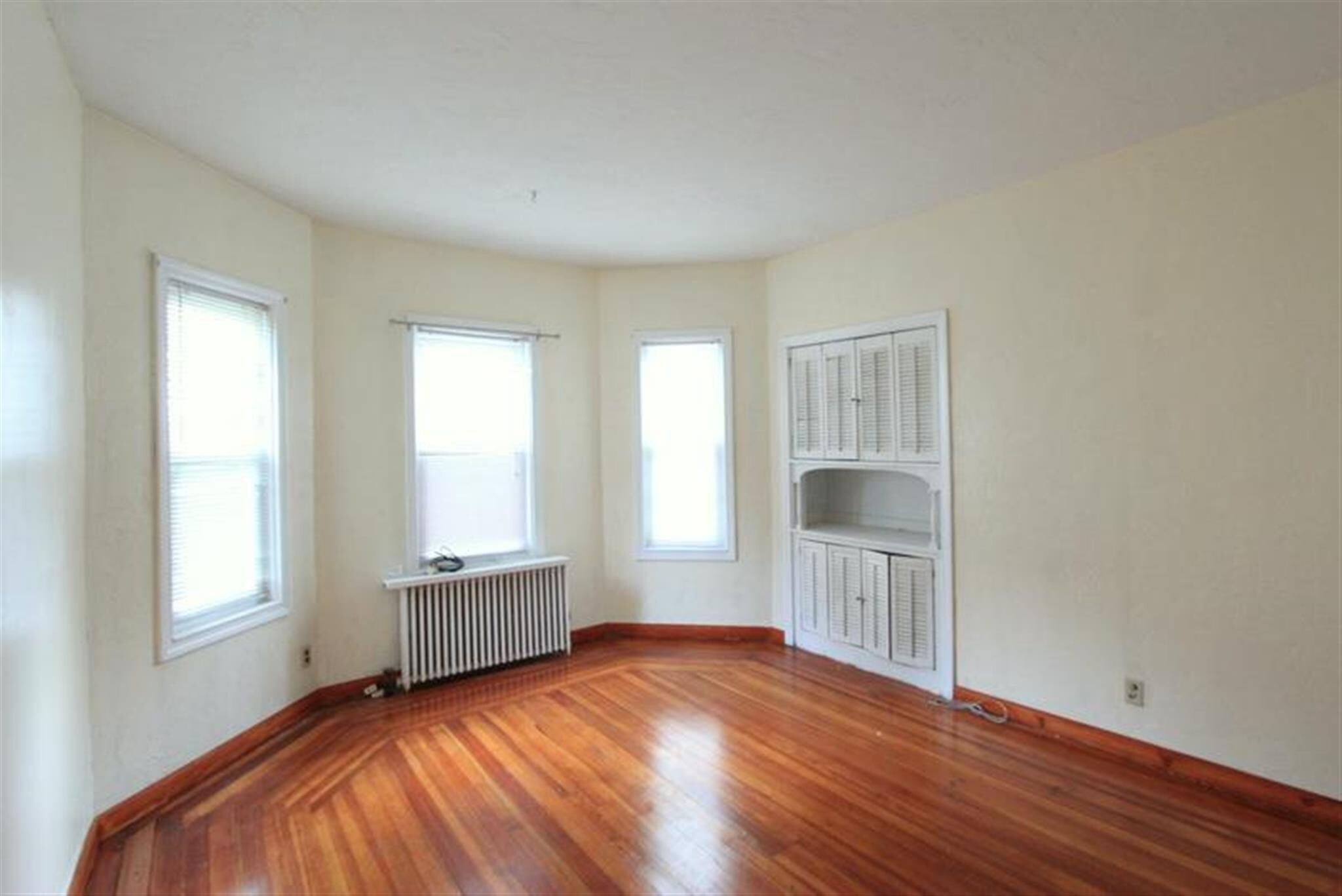 Building Photo - 14 Belknap St