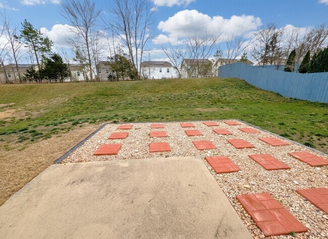 Building Photo - 9223 Avery Meadows Dr