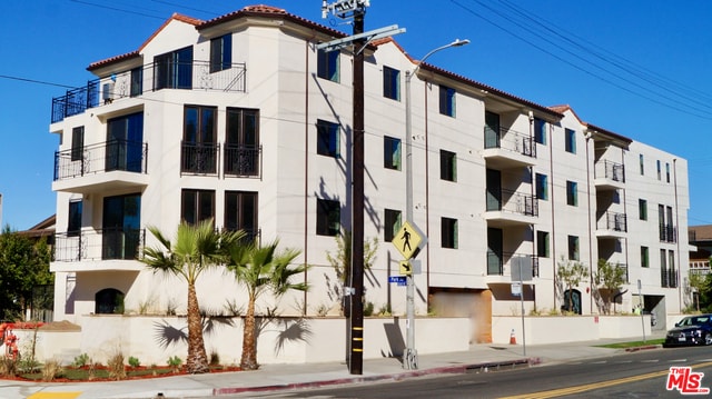 Building Photo - 1111 Echo Park Ave