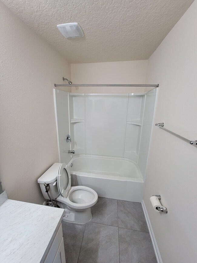 Building Photo - 7635 Legacy Trl