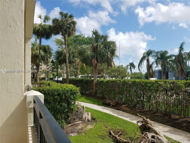 Building Photo - 600 W Las Olas Blvd