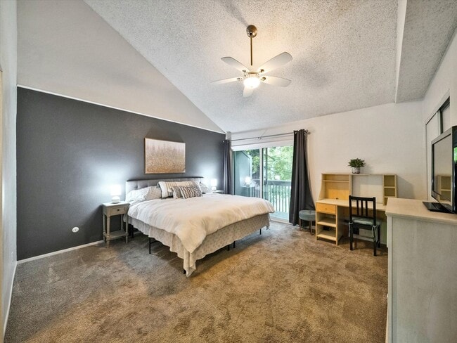 Building Photo - 2bd/1.5 Bathrooms - Sonoma Racquet Club - ...