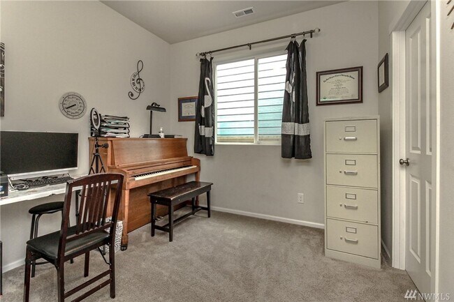 Building Photo - 17520 80th Ave Ct E