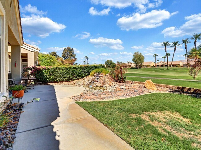 Building Photo - 78202 Kensington Dr