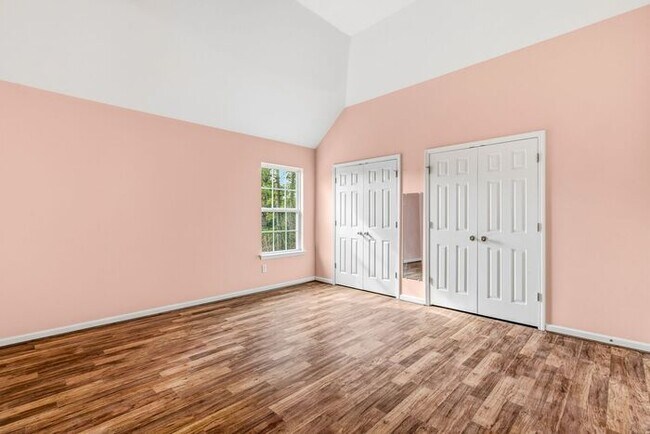 Building Photo - Luxury Living in High Point NC